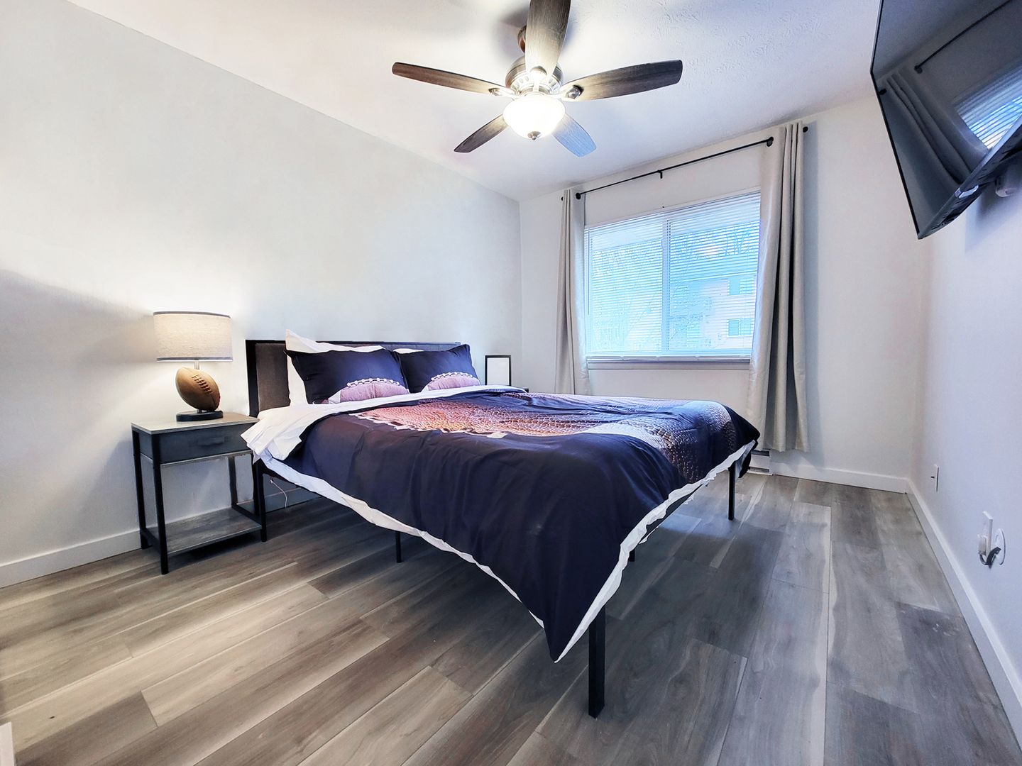 2 Bedroom Apartments for Rent | Newly Renovated Image