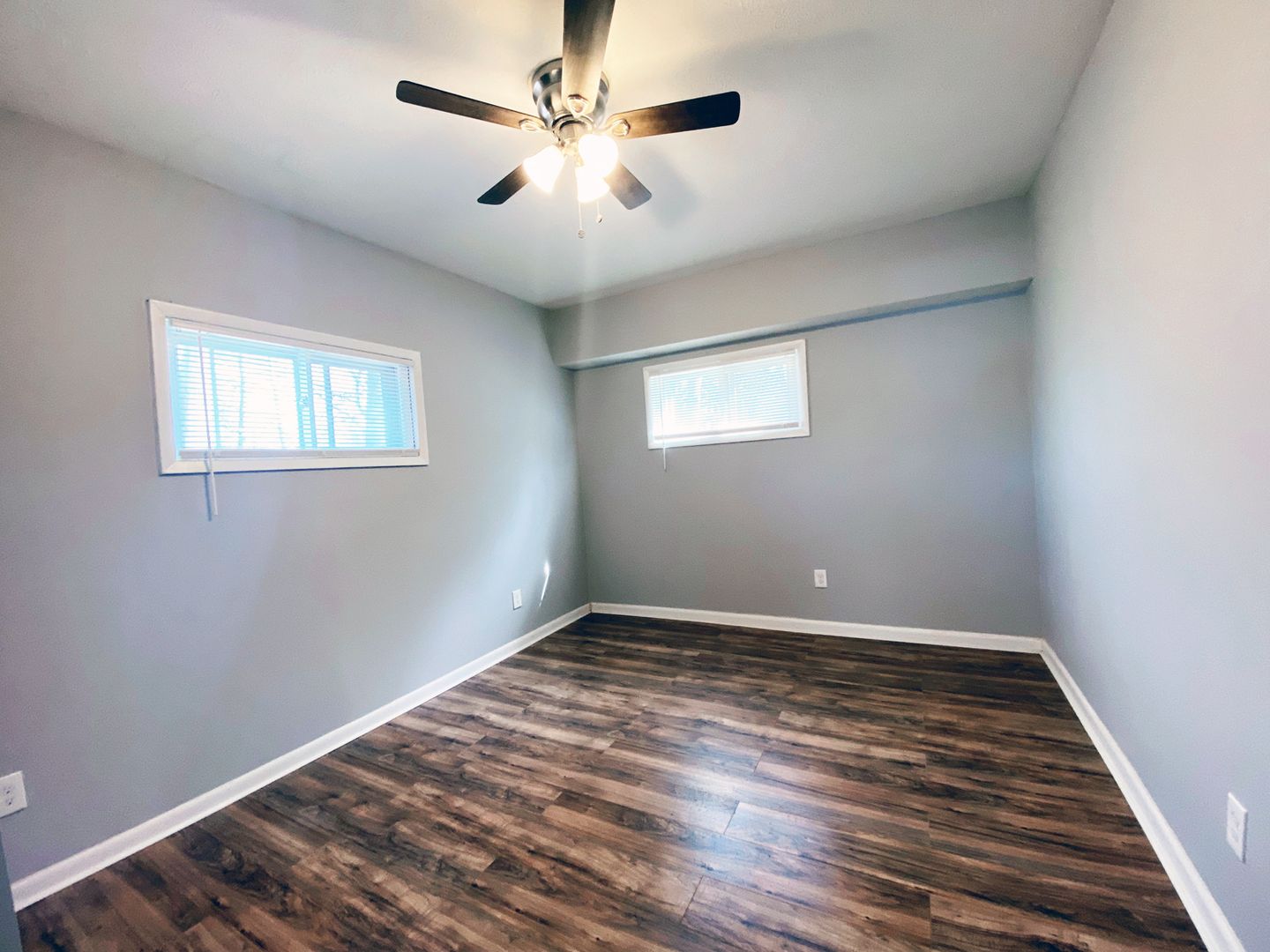 Newly Renovated 3 Bed 1 Bath House for Rent! Image