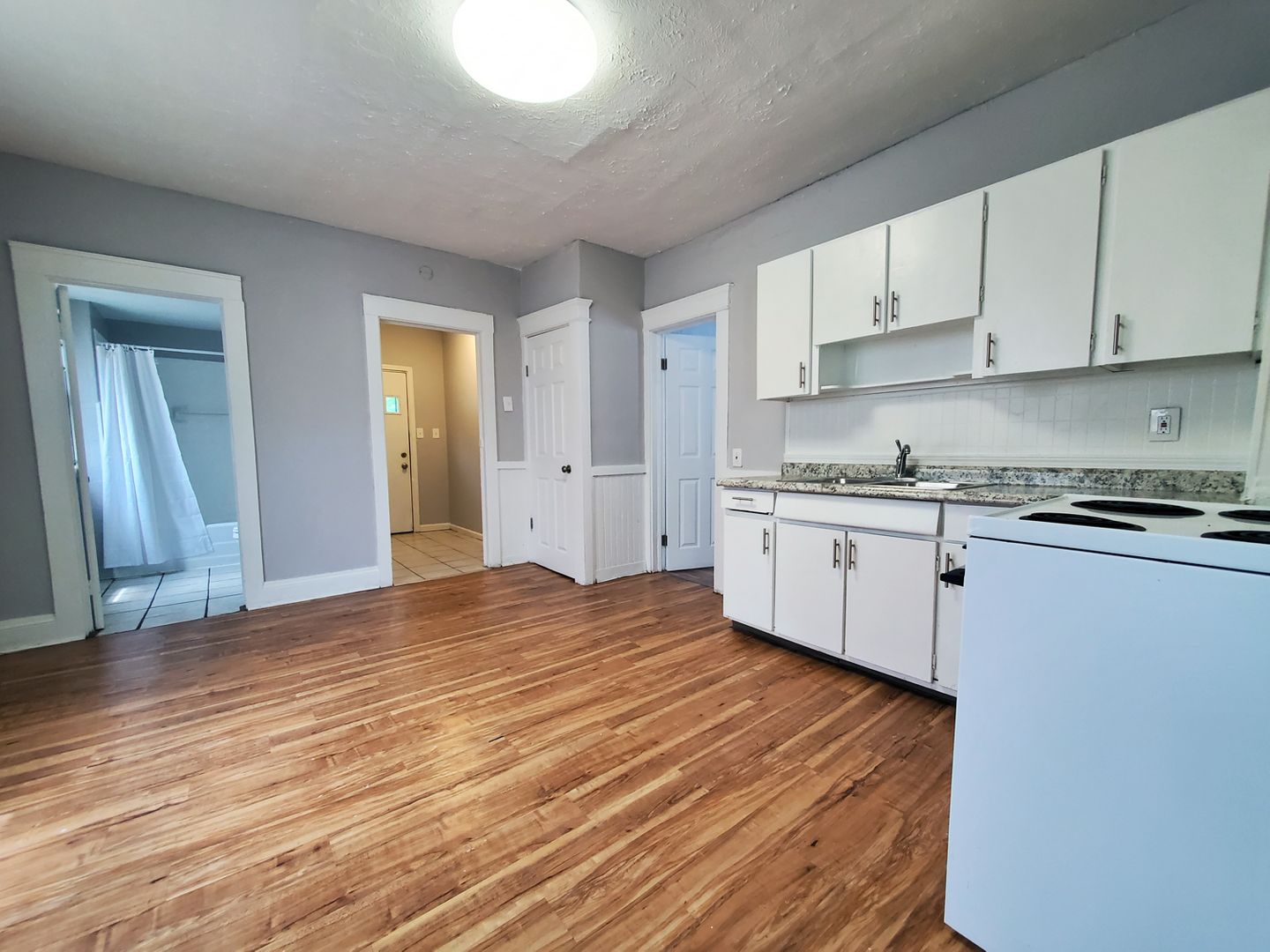 3 Bed – 2 Full Bath Cape Cod for Rent Image