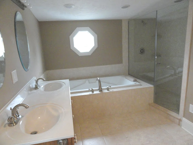 4 Bed – 1.5 Bath Colonial for Rent in Shaker Heights | Beautiful Updates! Image