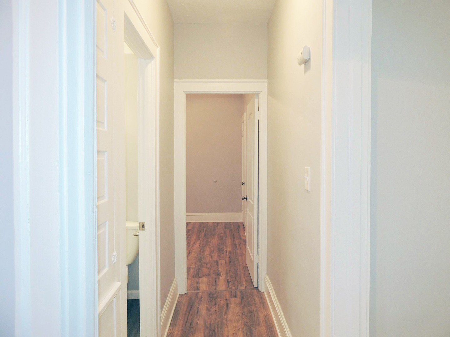 2 Bed – 1 Bath 1st Floor Unit for Rent in Shaker Heights Image