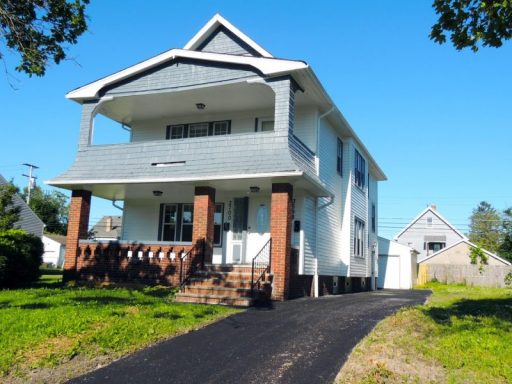 2 Bed – 1 Bath 1st Floor Unit for Rent in Shaker Heights
