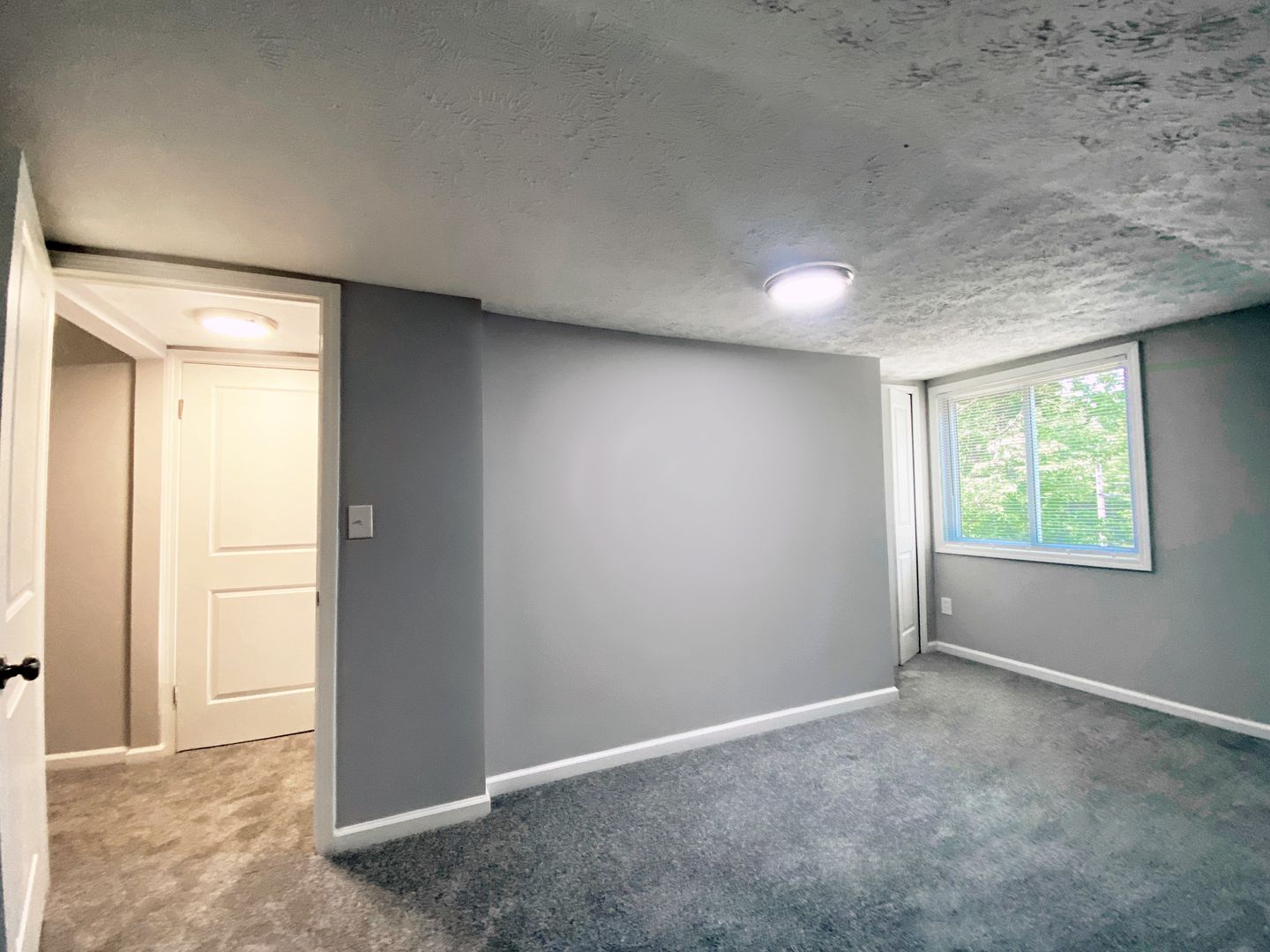 3 Bed and 1 Bath Colonial for Rent in Oakwood Villiage! Image
