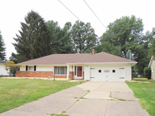3 Bed – 1.5 Bath Ranch for Rent in Richmond Heights!