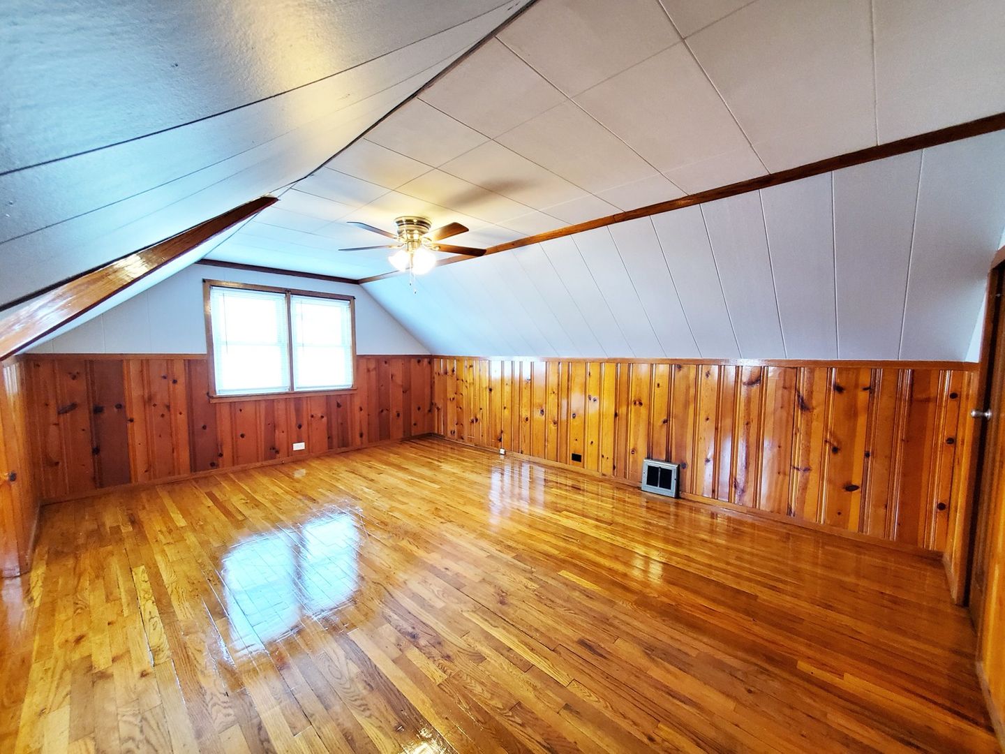 3 Bed – 2 Full Bath Cape Cod for Rent! Image