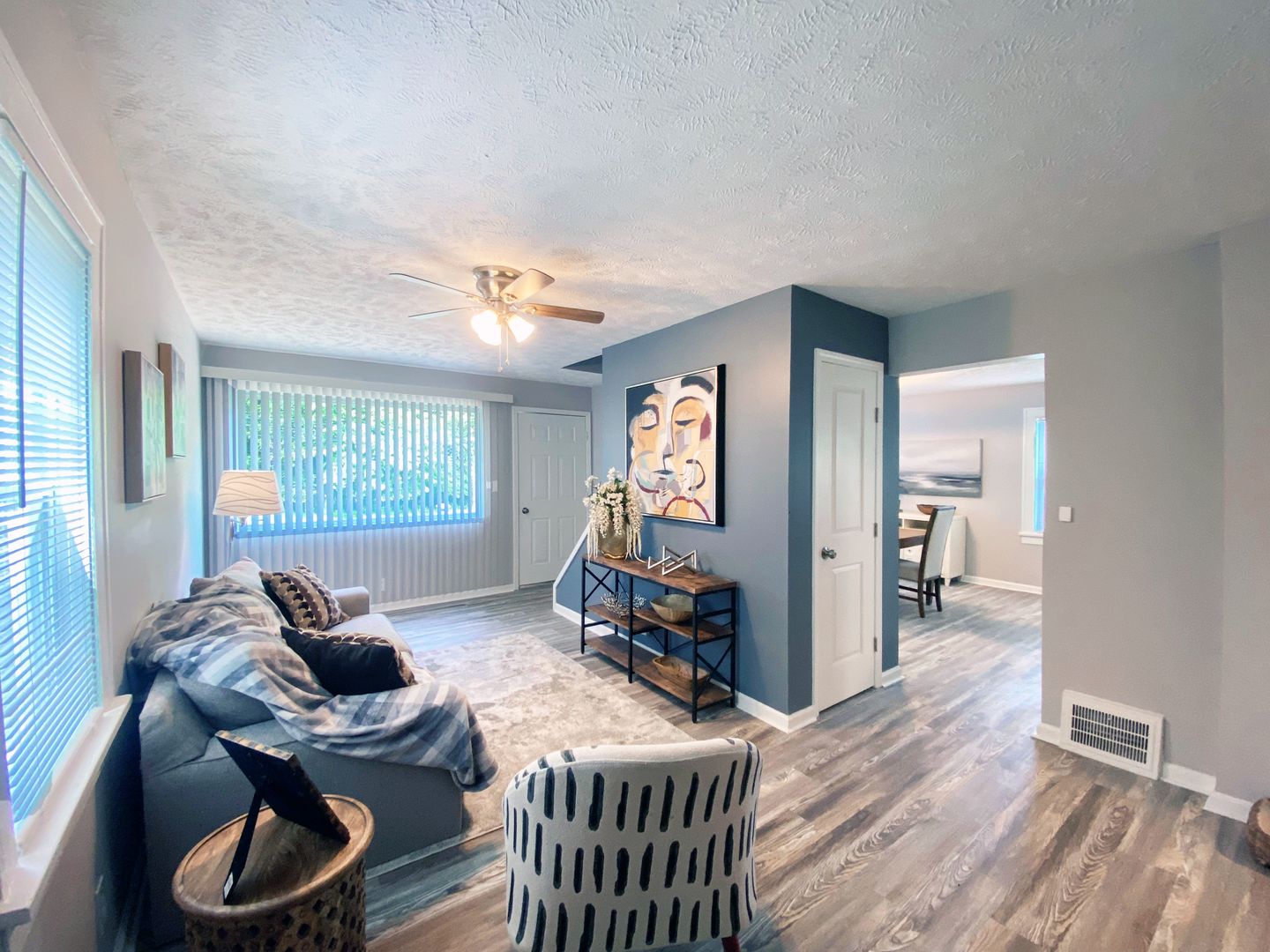 3 Bed and 1 Bath Colonial for Rent in Oakwood Villiage! Image