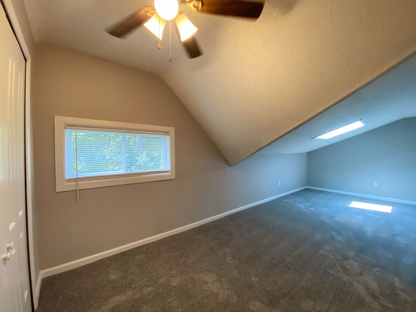 3 Bed and 1 Bath Colonial for Rent in Oakwood Villiage! Image