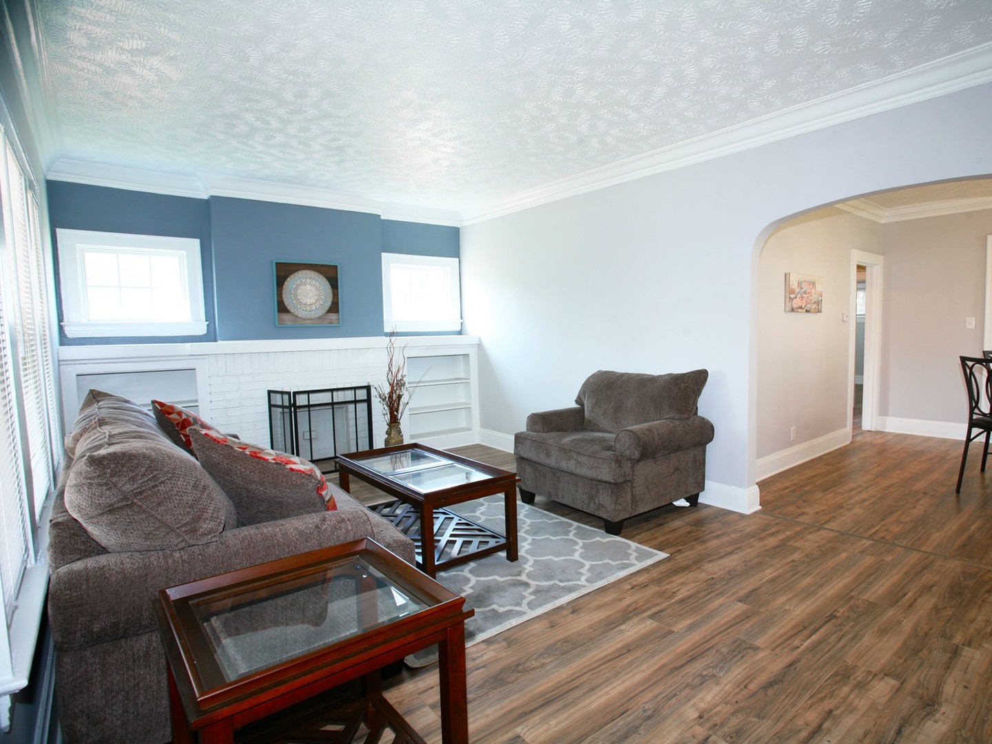 2 Bed – 1 Bath 1st Floor Unit for Rent in Shaker Heights Image