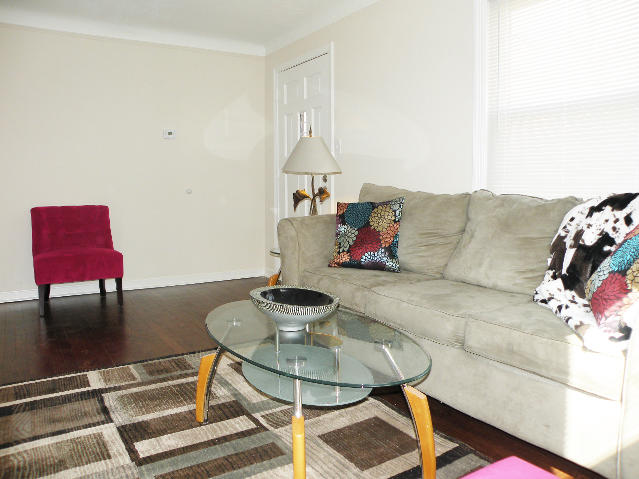 3 Bed – 1 Full Bath Cape Cod for Rent in Euclid | Unbelievably Beautiful! Image