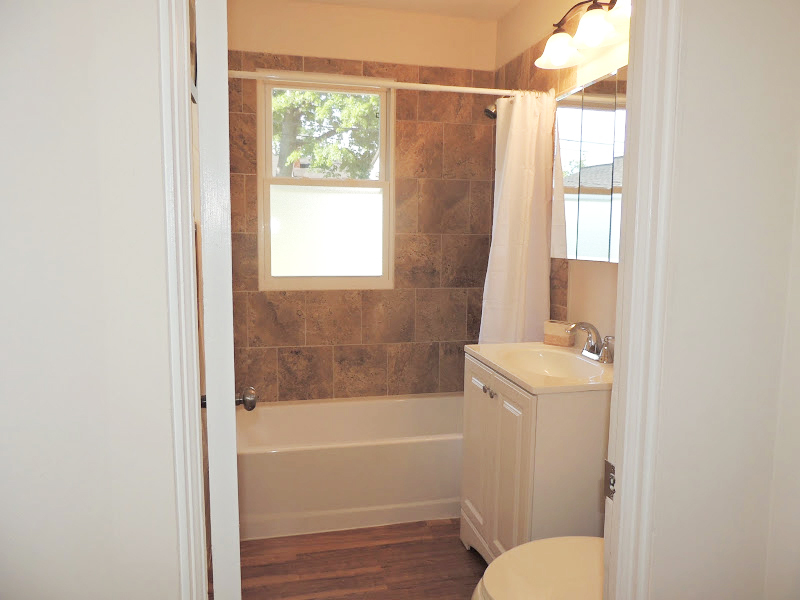 Recently & Completely Renovated 4 Bed – 2 Bath Cape Cod for Rent! Image