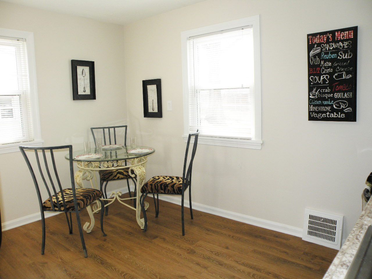 3 Bed – 1 Full Bath Cape Cod for Rent in Euclid | Unbelievably Beautiful! Image