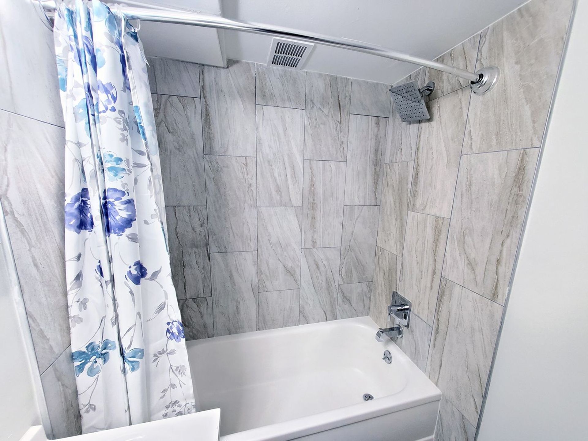 2 Bed and 1 Bath Apartments for Rent | Entirely Renovated Image