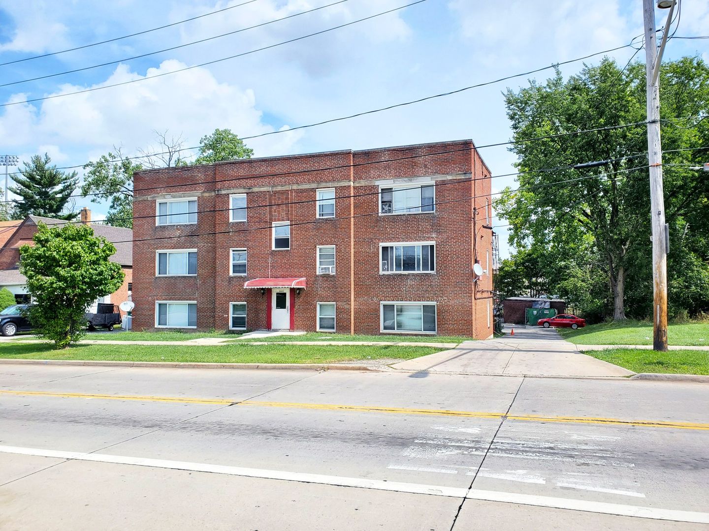 1 Bed – 1 Bath Apartment for Rent in Maple Heights | Newly Renovated! Image