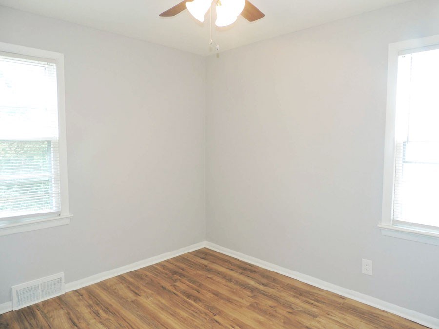 3 Bed – 1 Bath Cape Code for Rent in Maple Heights! Image
