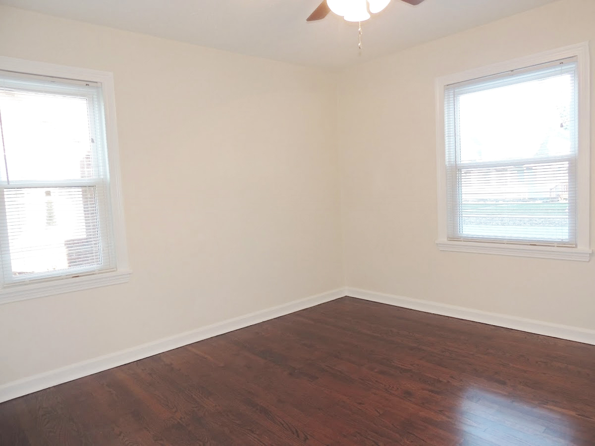 3 Bed – 1 Full Bath Cape Cod for Rent in Euclid | Unbelievably Beautiful! Image