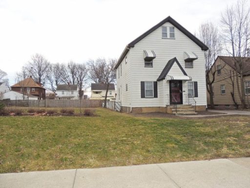 2 Bedroom – 1 Bathroom – Second Floor Unit Available | Completely Updated!