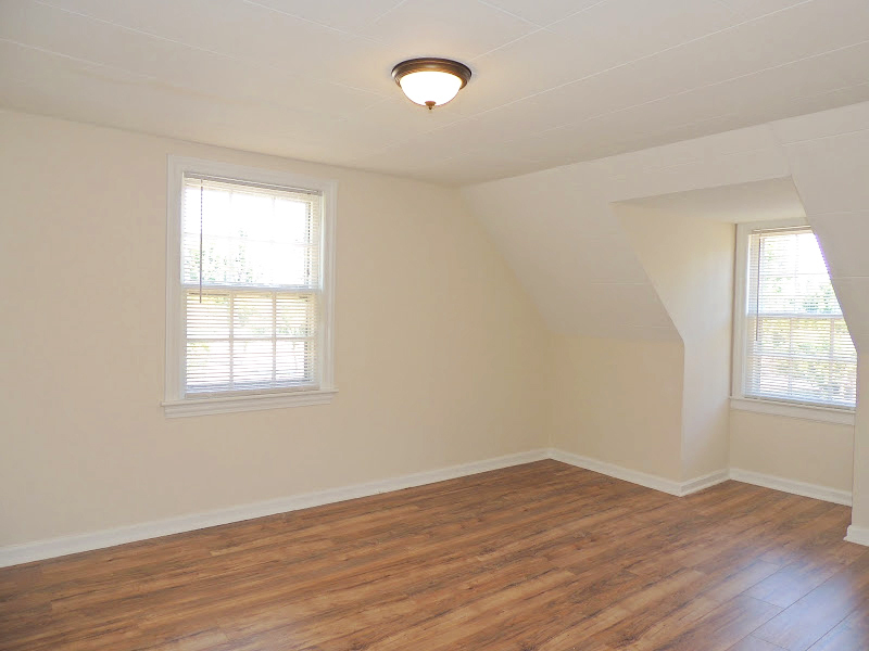 Beautifully Renovated 3BR Cape Cod in Shaker Heights – Spacious & Move-In Ready! Image