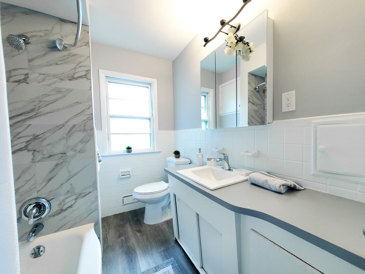 Newly Renovated 3 Bed – 1.5 Bath Ranch available for Rent in Maple Hts! Image