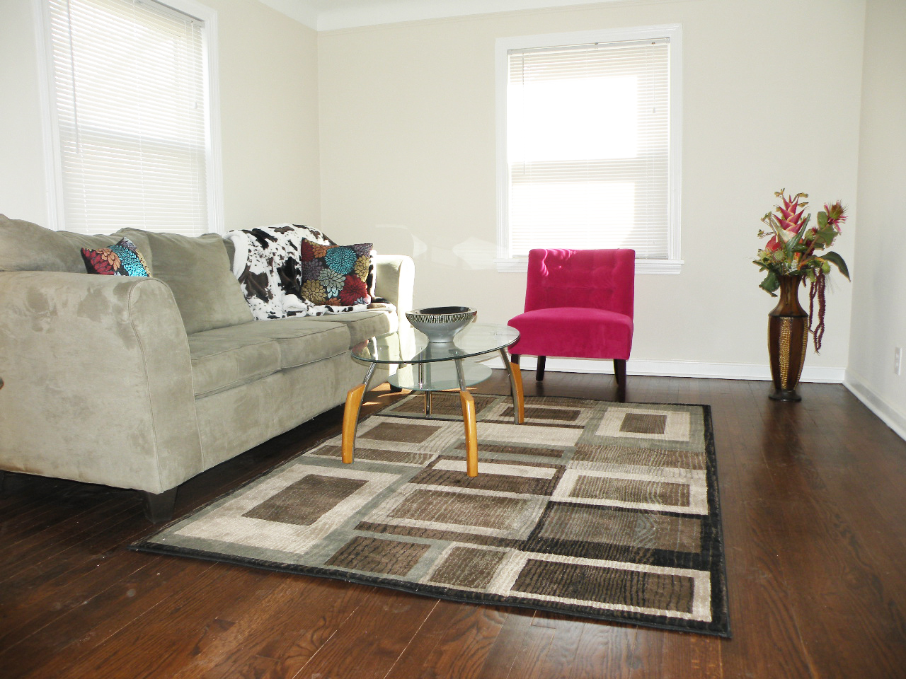 3 Bed – 1 Full Bath Cape Cod for Rent in Euclid | Unbelievably Beautiful! Image