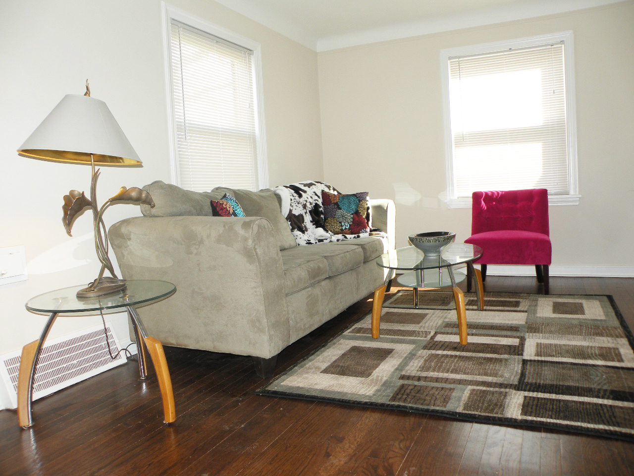 3 Bed – 1 Full Bath Cape Cod for Rent in Euclid | Unbelievably Beautiful! Image