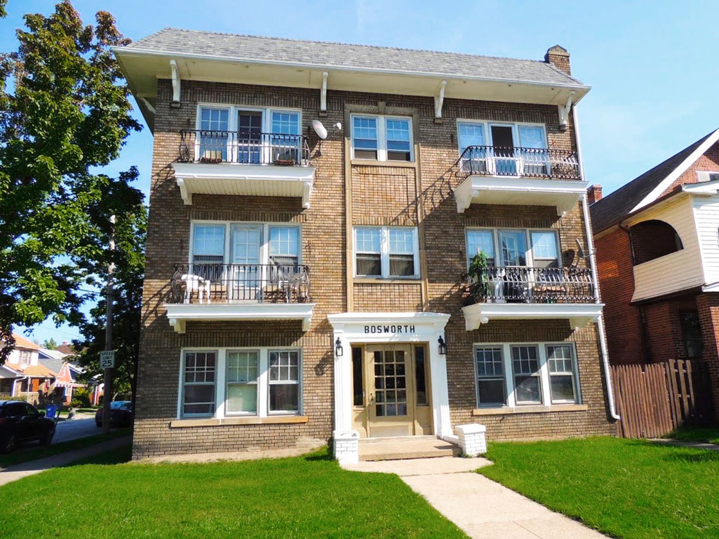 1 Bed – 1 Bath Apartments for Rent in Cleveland Image