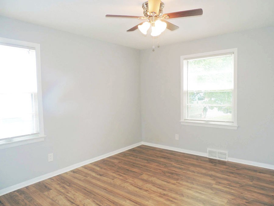3 Bed – 1 Bath Cape Code for Rent in Maple Heights! Image