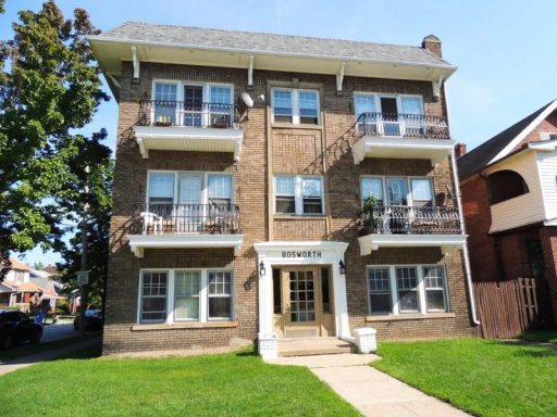 Renovated 2 Bed – 1 Bath Apartment for Rent!