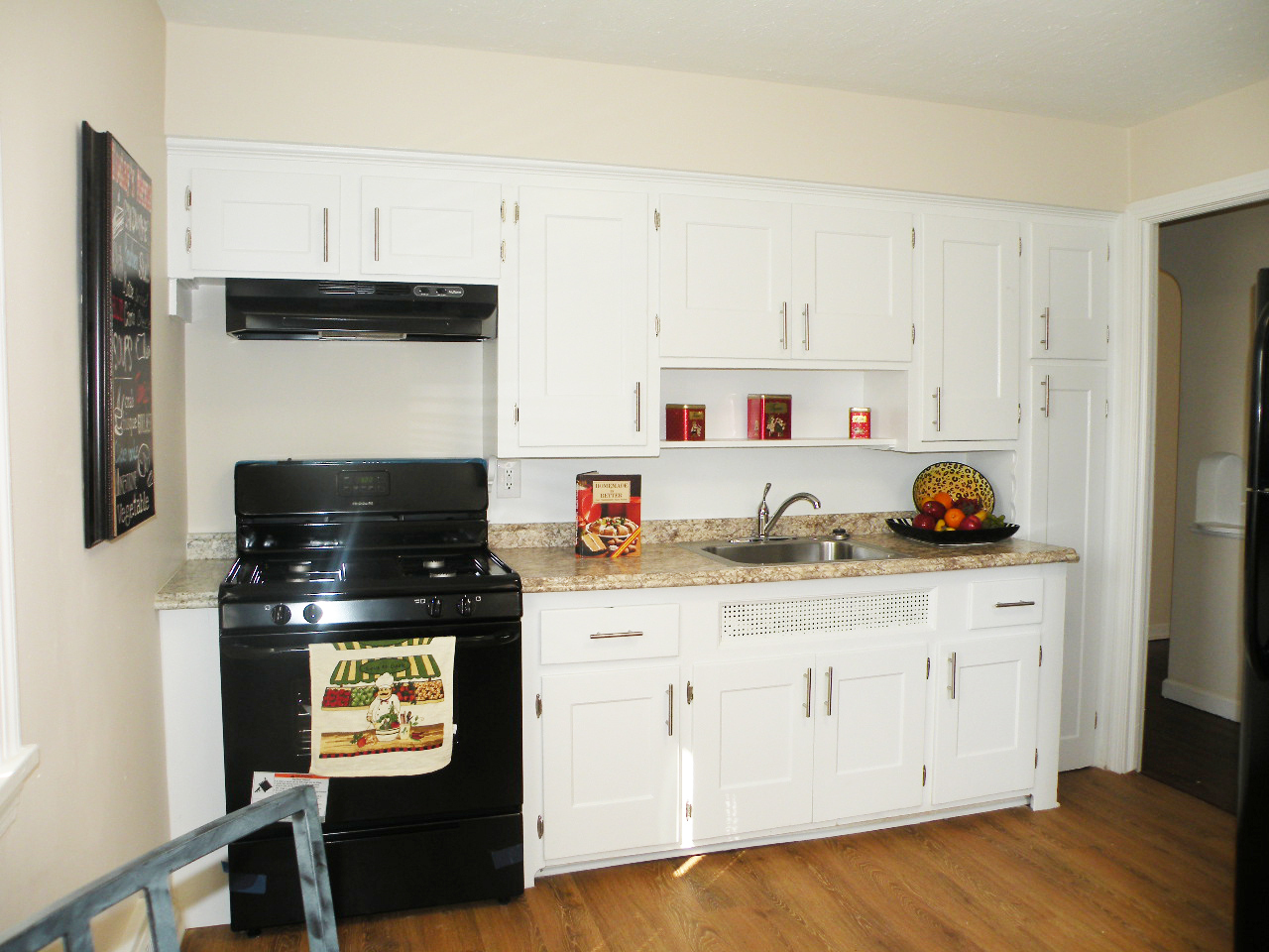 3 Bed – 1 Full Bath Cape Cod for Rent in Euclid | Unbelievably Beautiful! Image