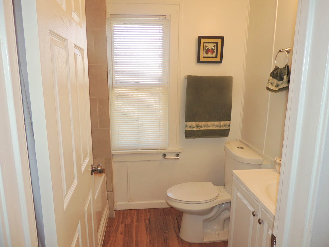 Move-In Ready! 3 Bed – 1 Bath Colonial for Rent in Cleveland Heights! Image