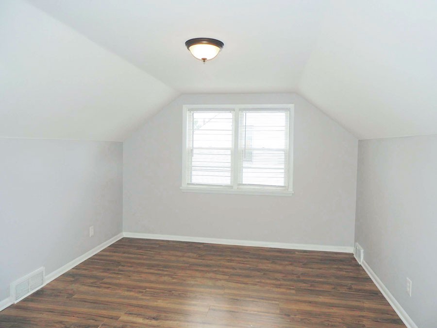 3 Bed – 1 Bath Cape Code for Rent in Maple Heights! Image