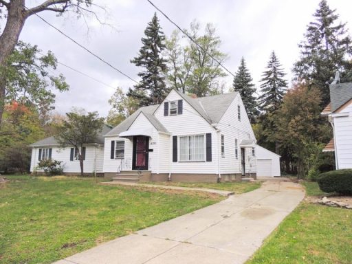 3 Bed – 1.5 Bath Cape Cod for Rent!