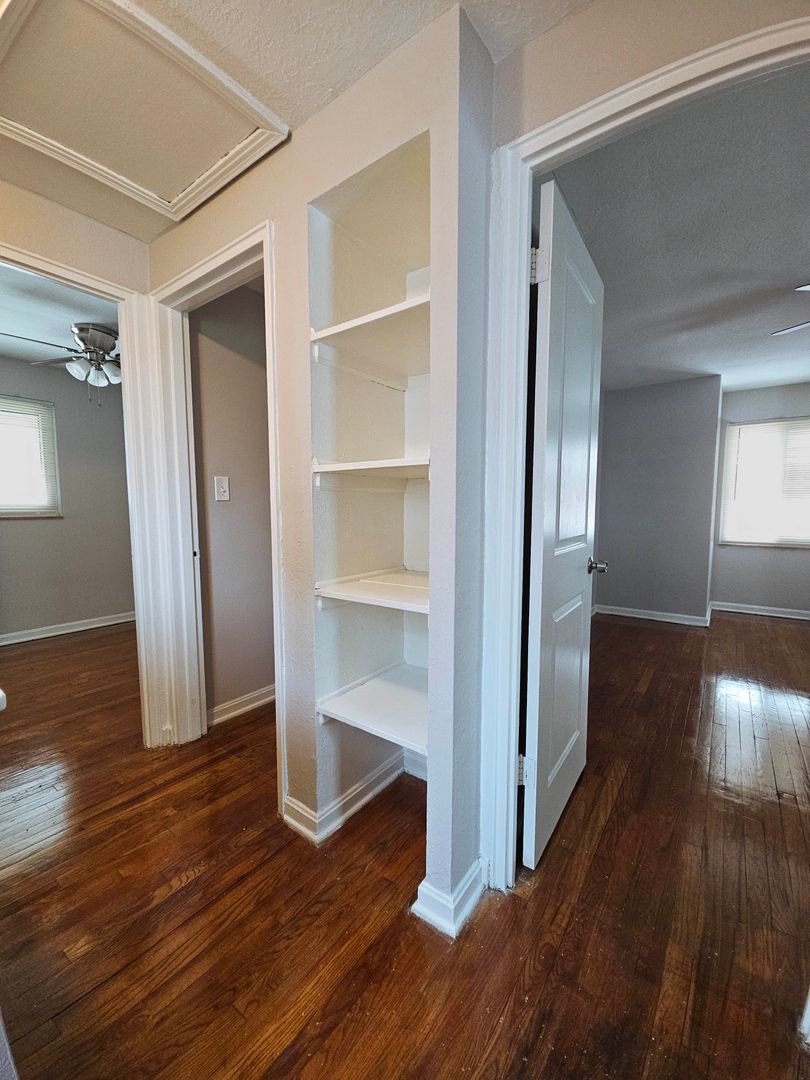 3 Beds and 1 Bath All Brick house available for rent! Image