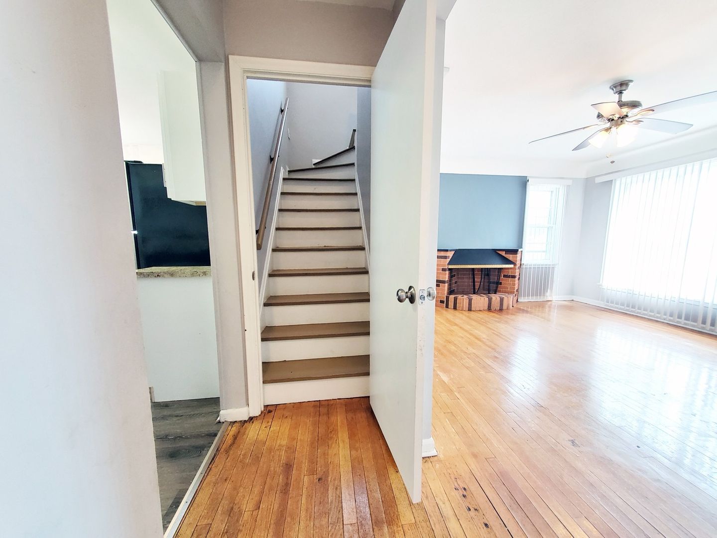 3 Bed – 1.5 Bath Cape Cod for Rent! Image