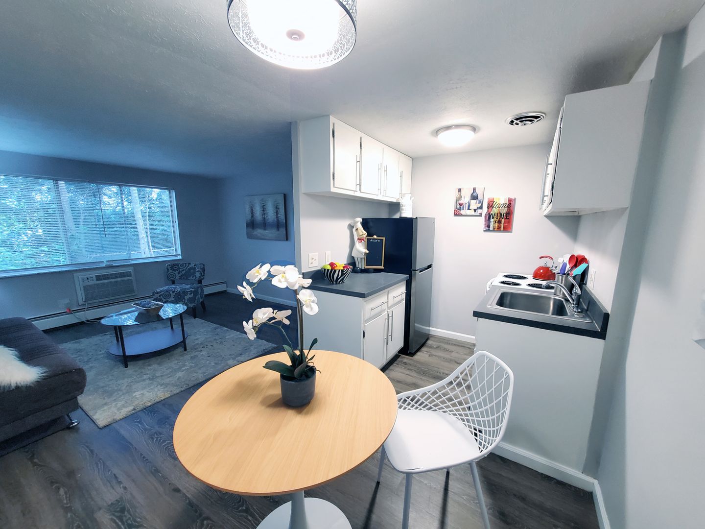 1 Bedroom Apartment Units for Rent Image