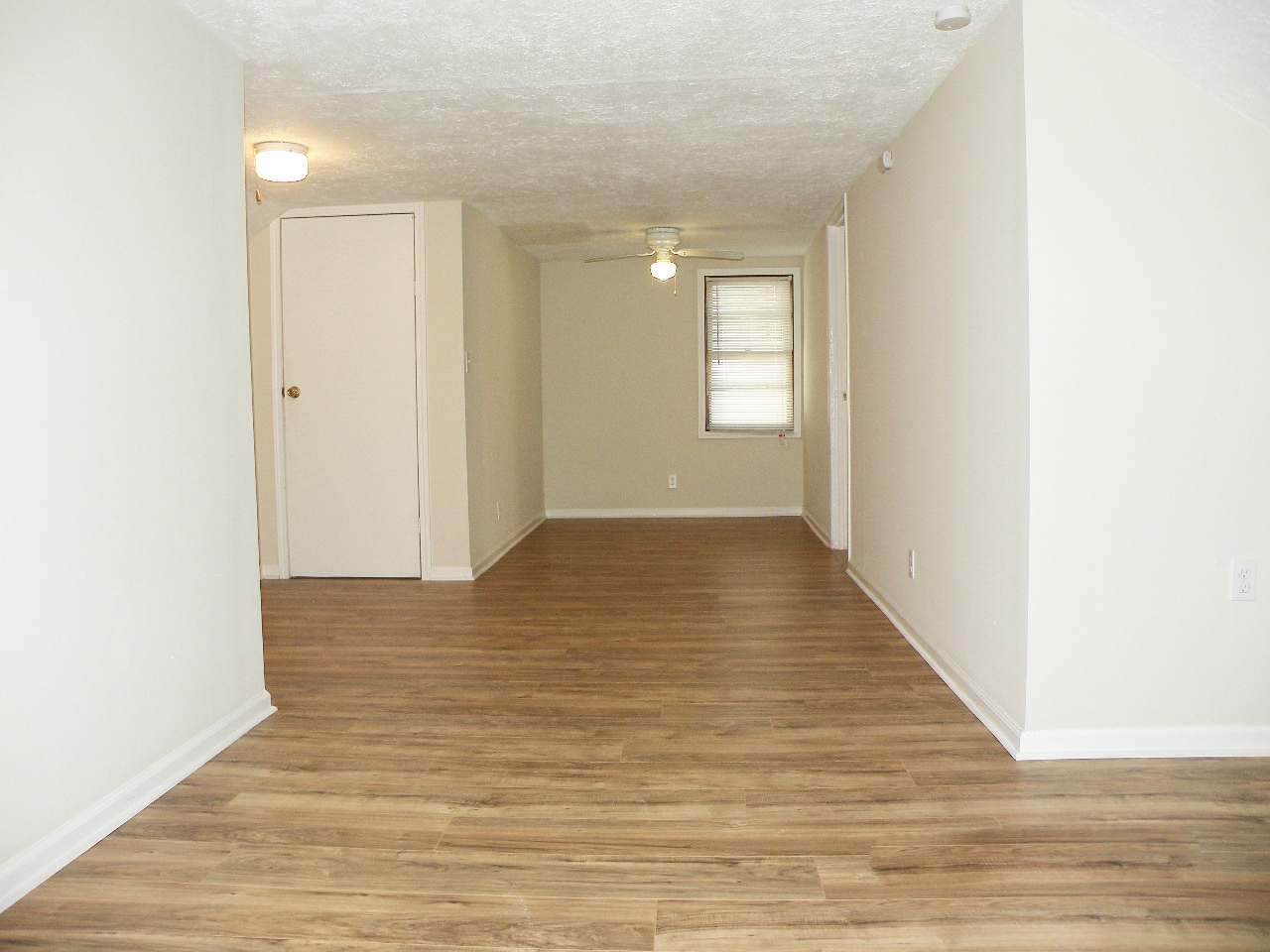 4 Bed- 3 Full Bath Cape Cod for Rent! Image