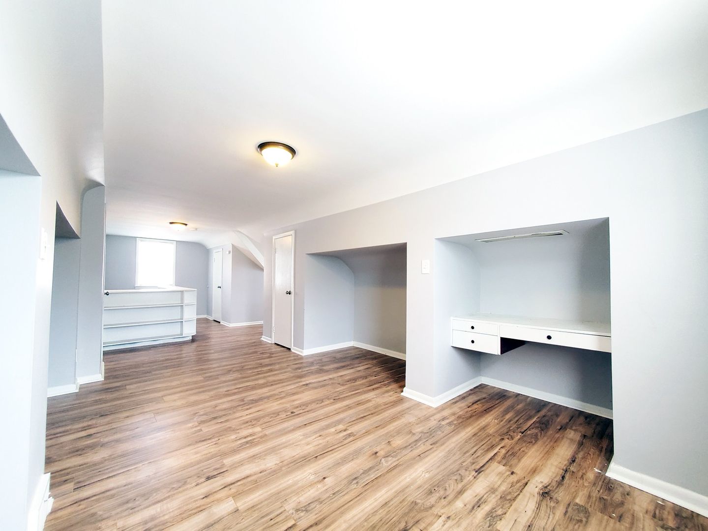 3 Bed – 1.5 Bath Cape Cod for Rent! Image