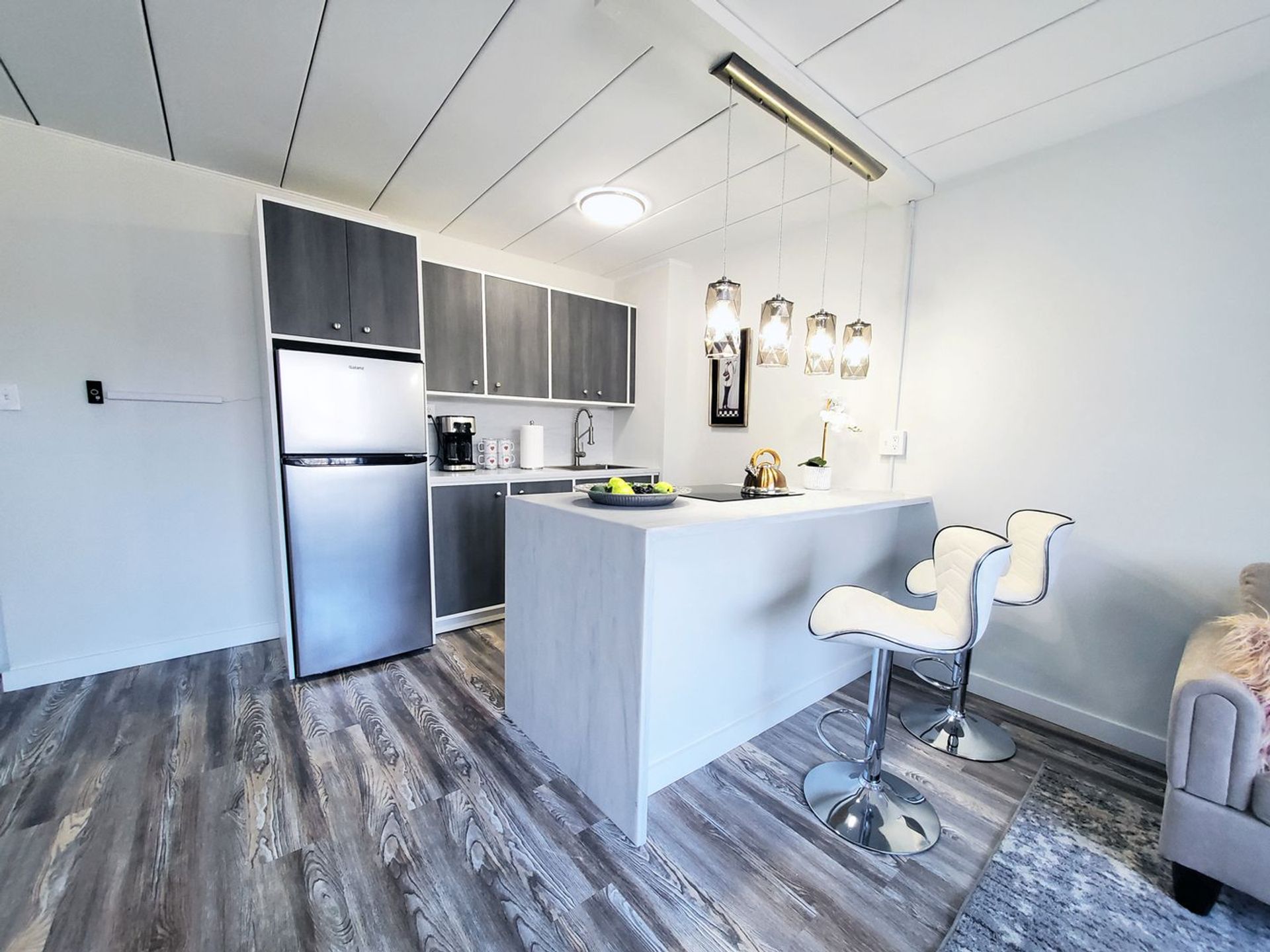 2 Bed and 1 Bath Apartments for Rent | Entirely Renovated Image