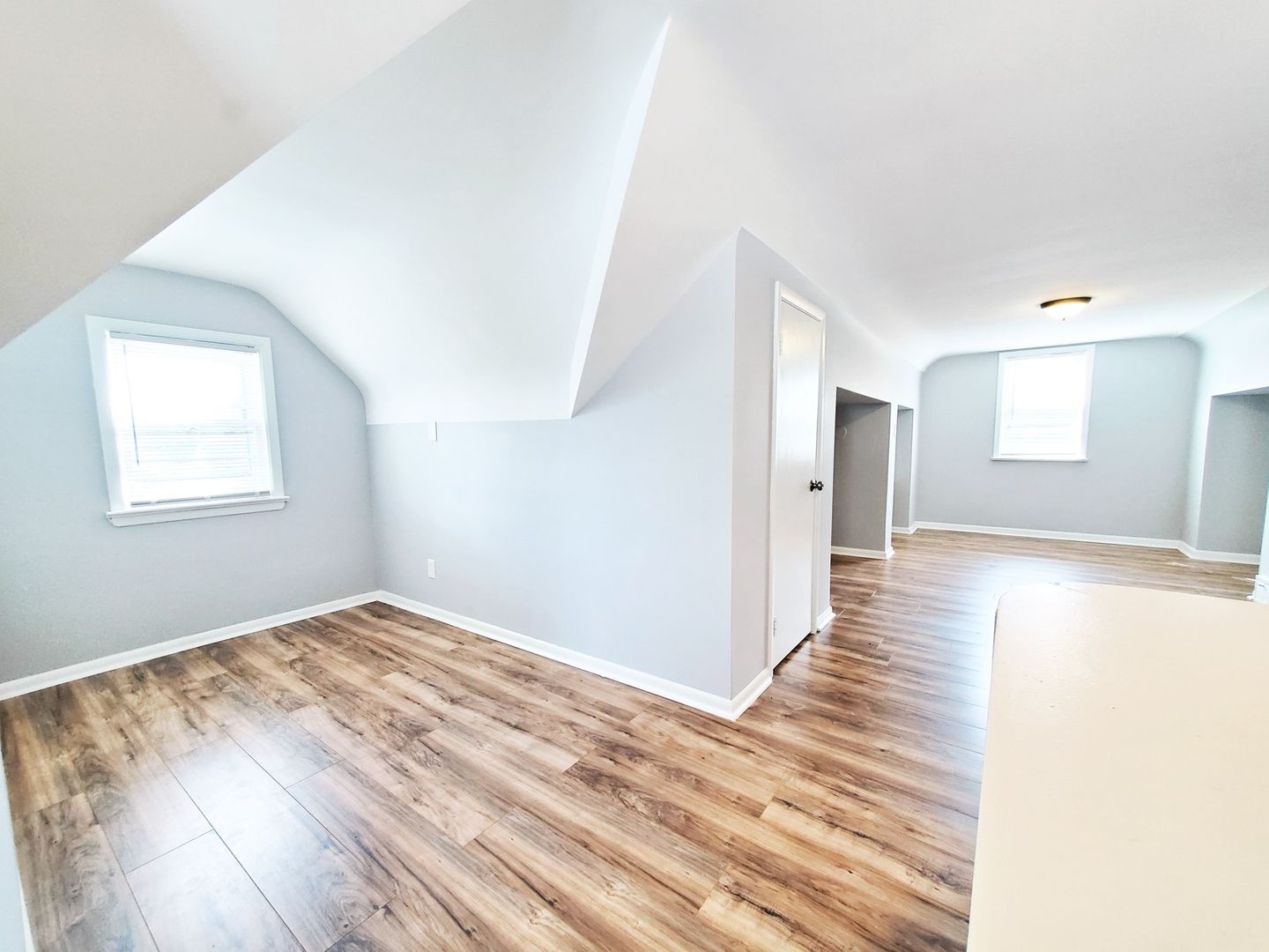 3 Bed – 1.5 Bath Cape Cod for Rent! Image