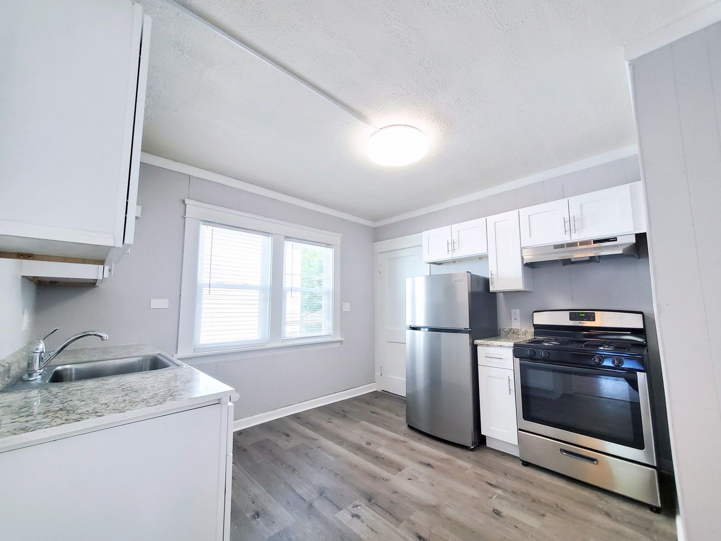 2 Bed – 1 Bath 1st-Floor Duplex Unit for Rent in Cleveland Heights! Image
