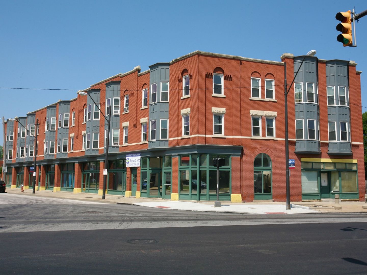 1 Bed Apartment Units for Rent | Renovated! Image