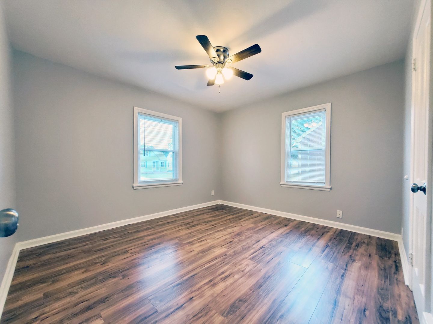 3 Bed – 1.5 Bath Cape Cod for Rent Image