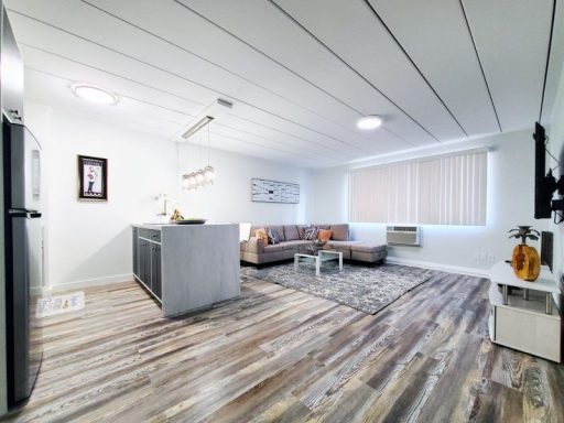 1 Bed and 1 Bath Apartments for Rent in Cleveland | Newly Renovated
