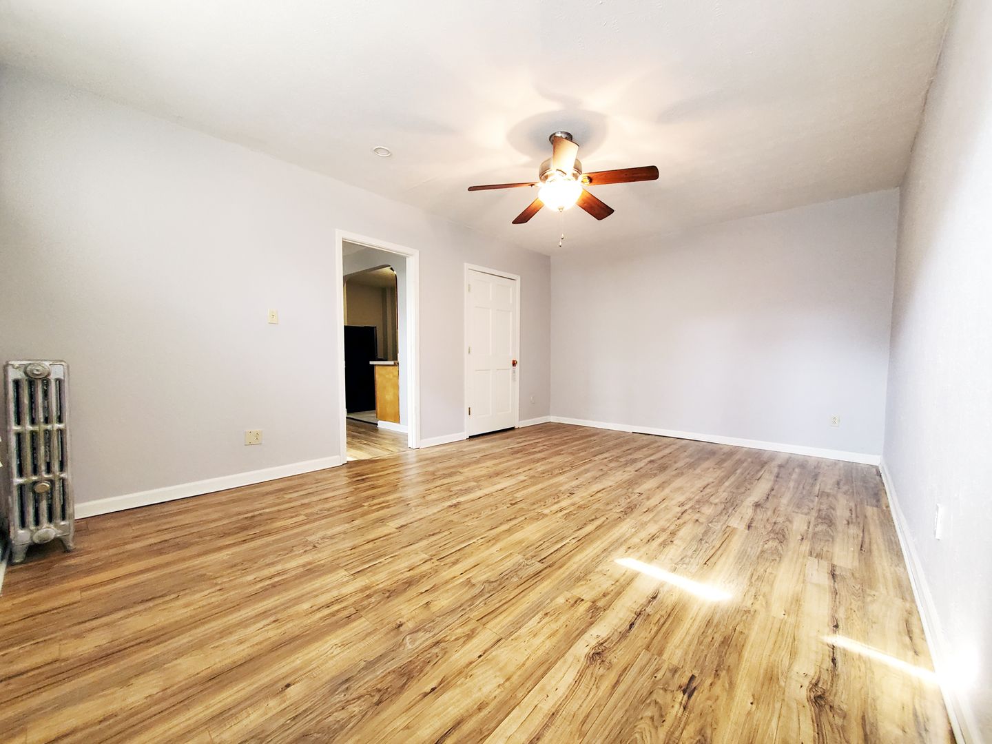 1 and 2-Bed Units for Rent – Prime Cleveland Heights Location! Image
